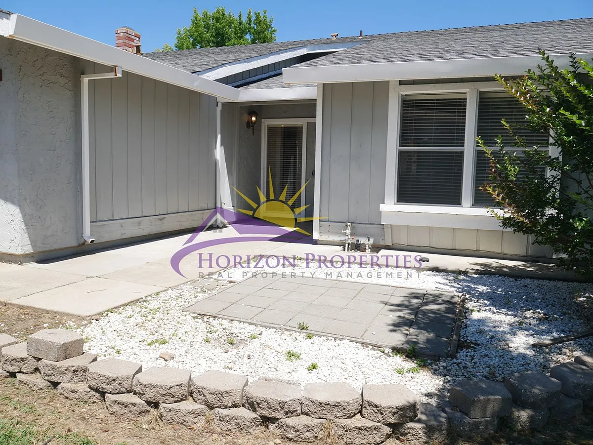 Building Photo - 1650 Klamath River Dr