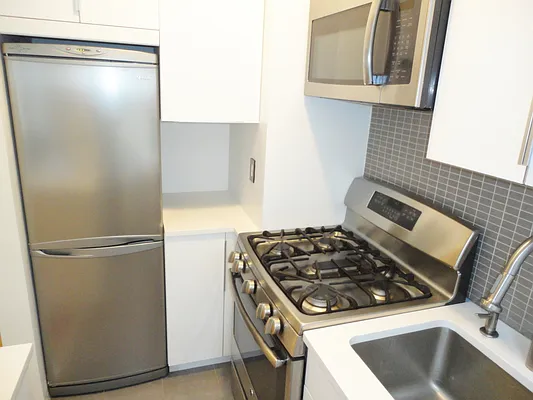 Rented by McDonagh Real Estate | media 10