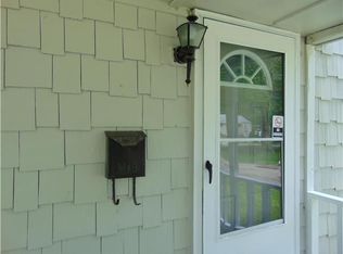 8424 Greenwood Rd, Raytown, MO 64138