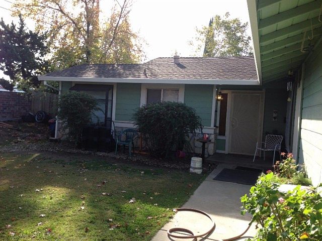 1st image of 600 Sotano Dr