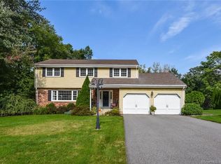 114 Rockledge Dr, South Windsor, CT 06074