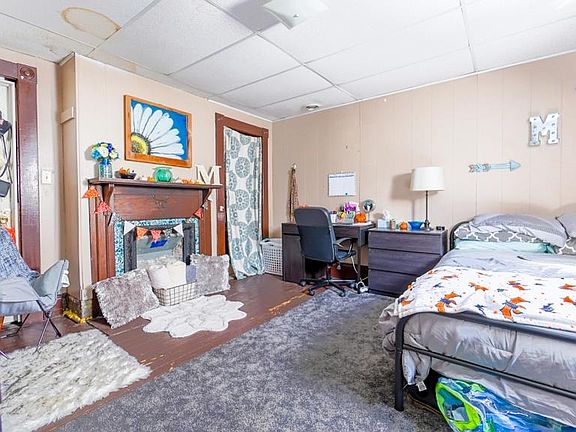 4th image of 140 Lorentz Ave