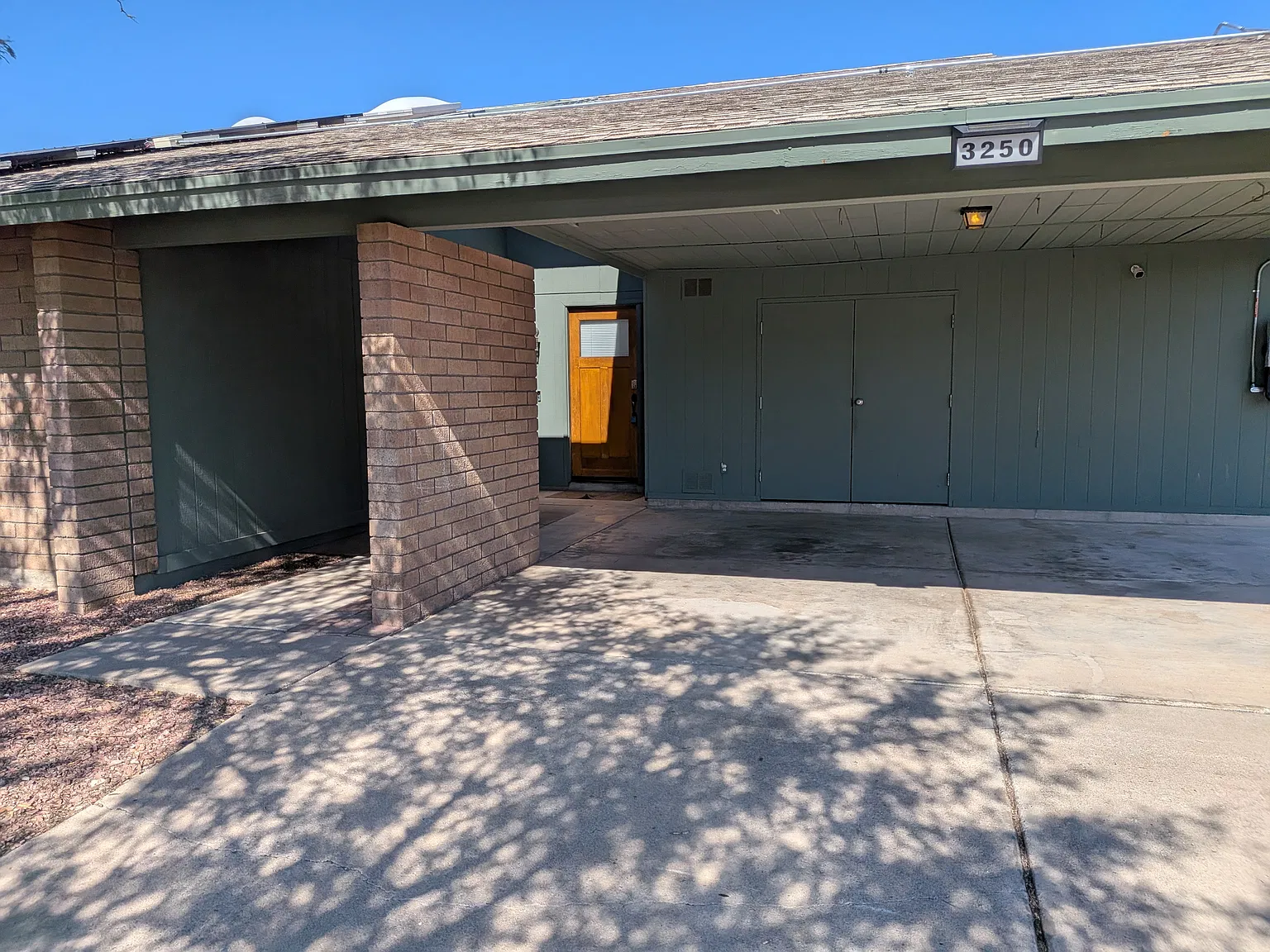 3 bed, 1462 sqft, $1,875 — Photo 2