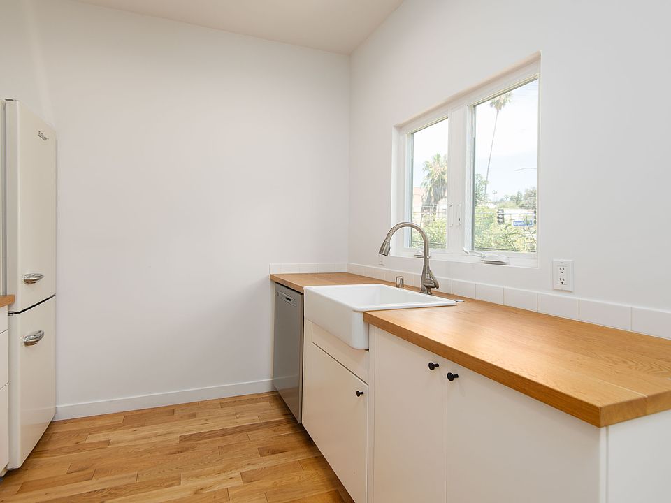 1st image of 3700 W Sunset Blvd APT 3