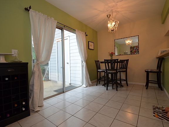 3rd image of 3317 W Wyoming Cir