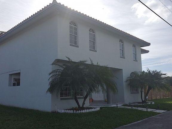 3rd image of 16961 SW 92nd Ct