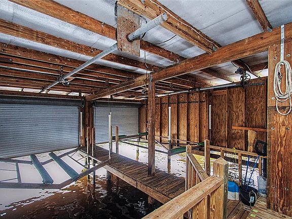 5th image of 56440 WATER OAK ROAD