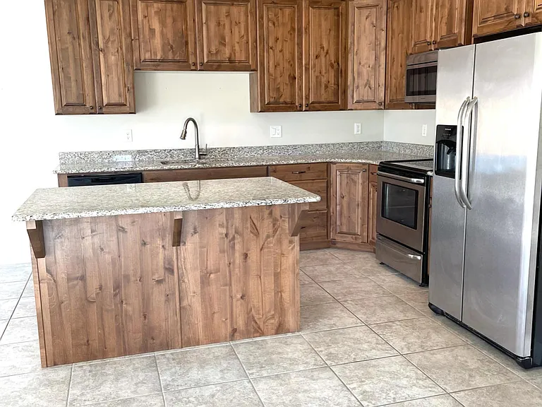 2521 Bella Vista Dr — Photo 7