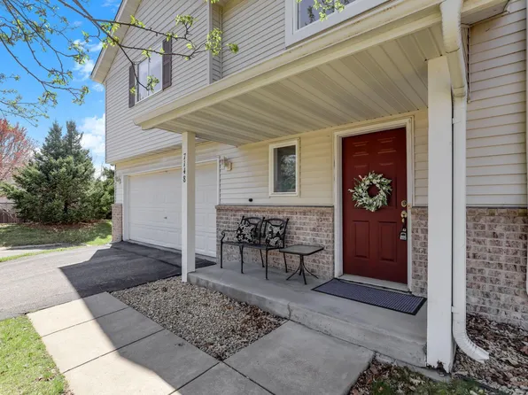7148 Jorgensen Ln S, Cottage Grove, MN 55016