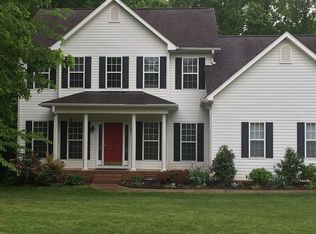 7408 Fairhaven Rd, Greensboro, NC 27455