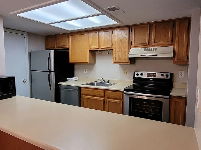 1062 S Yampa St — Photo 6