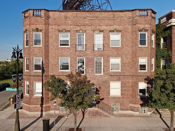2nd image of 5764 Woodward Ave