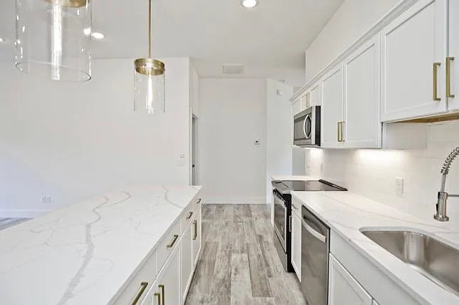 2727 Livingston Sq #1.1 — Photo 10