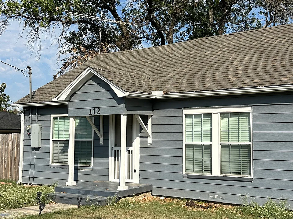 112 S 2nd St