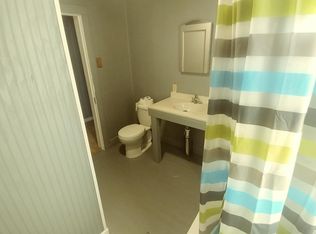 820 N Obee Rd, Hutchinson, KS 67501