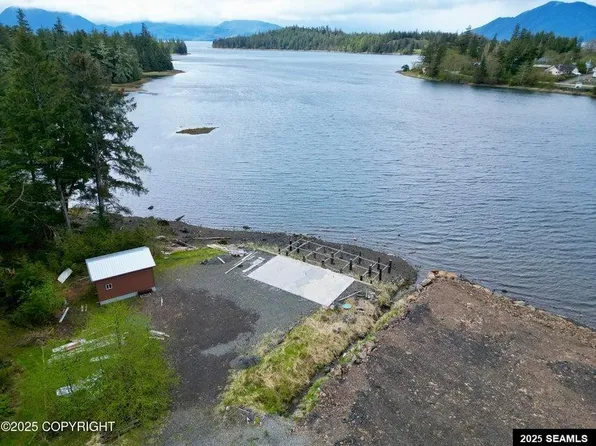 1465 Elizabeth Ct, Craig, AK 99921