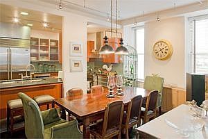3rd image of 66 Leonard St