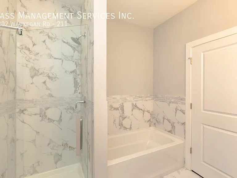 1202 Waukegan Rd, Glenview, IL — Photo 122