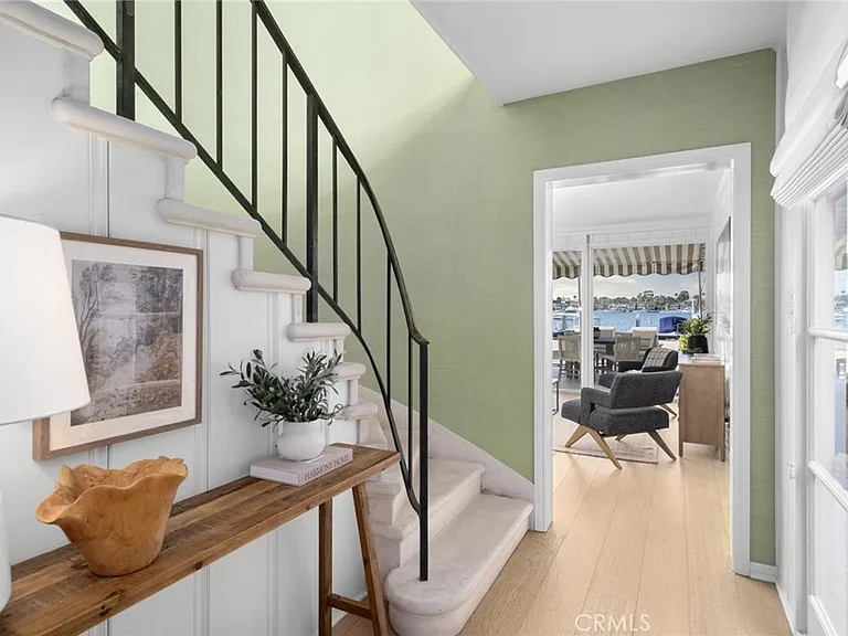 1411 E Bay Ave — Photo 12