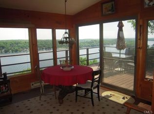 24 Hemlock Trl, New Fairfield, CT 06812