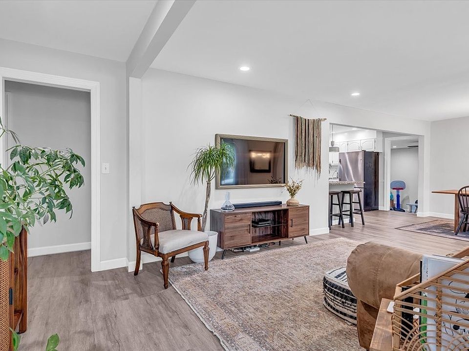 1st image of 1005 Keylon St