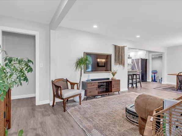 1005 Keylon St, Manchester, TN 37355