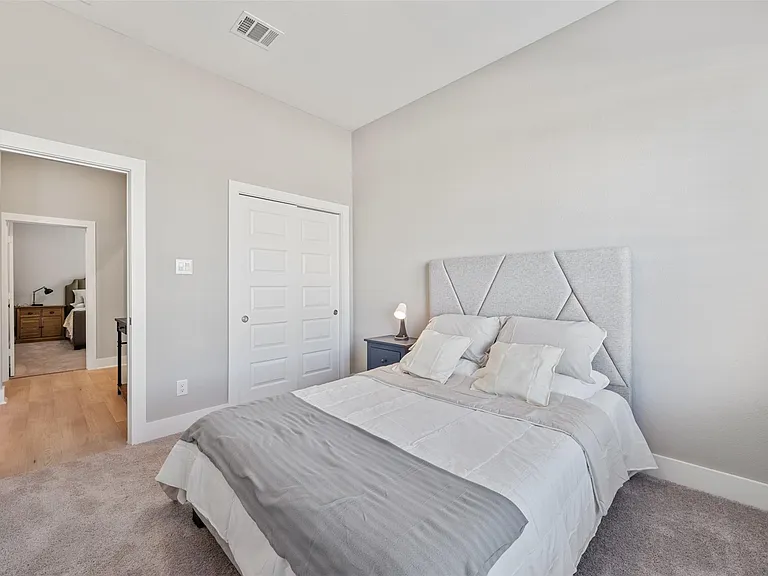 29635 Burcreek Ln — Photo 10