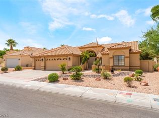 2305 Bear Valley St, Las Vegas, NV 89128