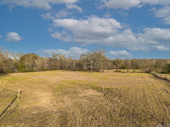 2nd image of 137 Union Rd