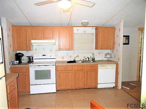 4th image of 5357 Nutwood Ave
