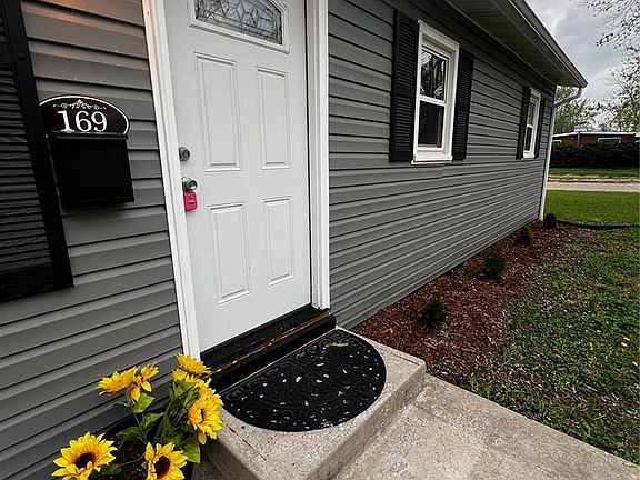 2nd image of 169 Briarmoor Ln