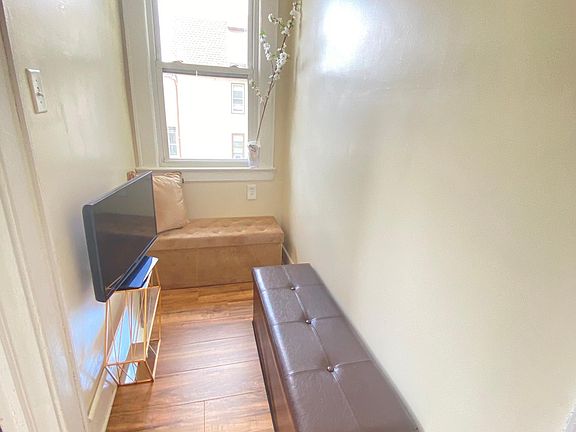 4th image of 14 Norwood Ave #1