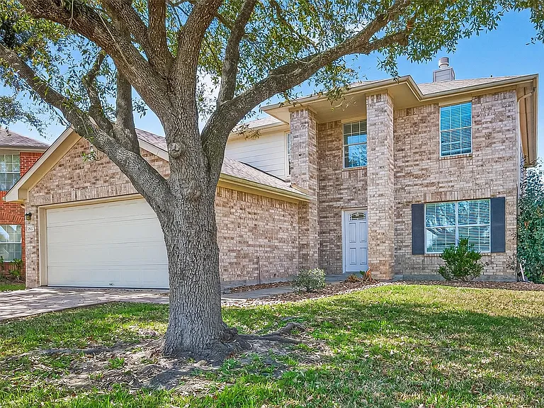 3807 Brook Garden Ln — Photo 3