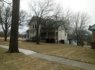 504 N Chestnut St, Avoca, IA 51521