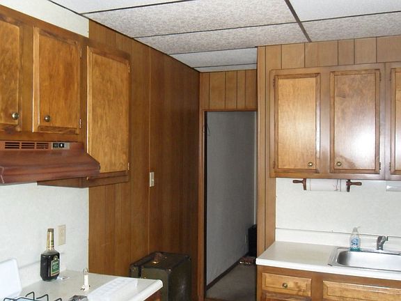 3rd image of 142 Susquehanna Ave