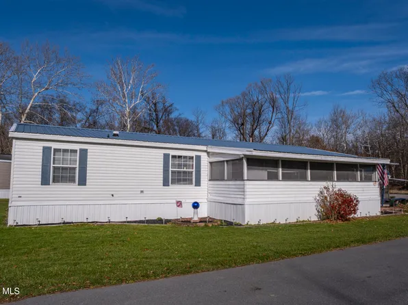 305 Brown Swiss Cir, Duncansville, PA 16635