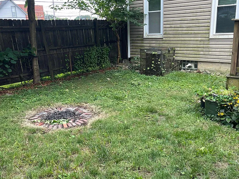 436 E Redbud Aly — Photo 18