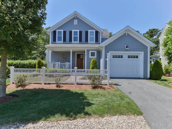 22 Saltwater Circle, Mashpee, MA 02649