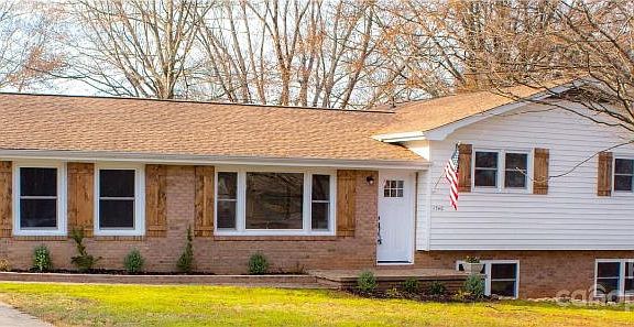 2nd image of 1340 36th Avenue Dr NE