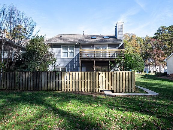 3rd image of 6220 Fountainhead Dr #B