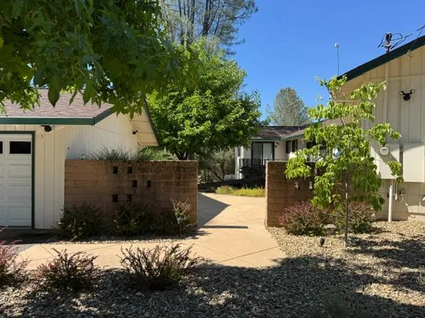 12001 Paddock Ln, Grass Valley, CA 95949