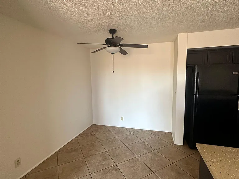 8055 E Thomas Rd #L302 — Photo 3