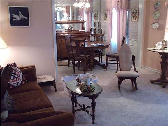 5th image of 7026 Saddlebrook Dr