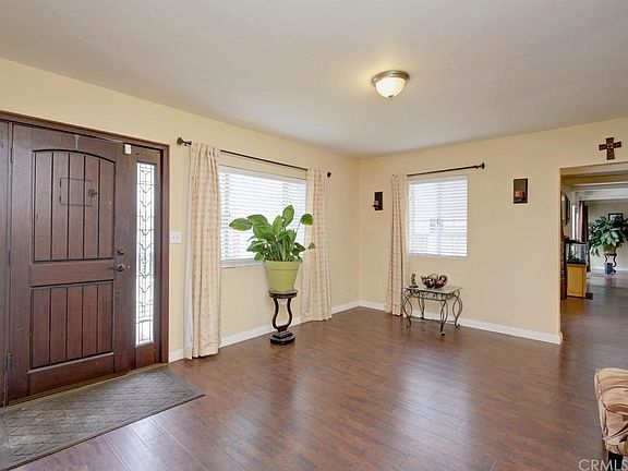 4th image of 14051 Fidler Ave