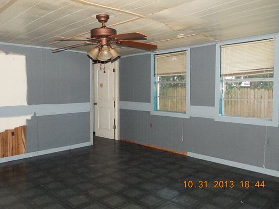 2nd image of 1233 Lacroix Dr