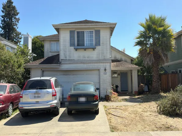 137 Greystone Ct, Santa Cruz, CA 95062