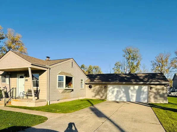 38140 Mallast St, Harrison Township, MI 48045