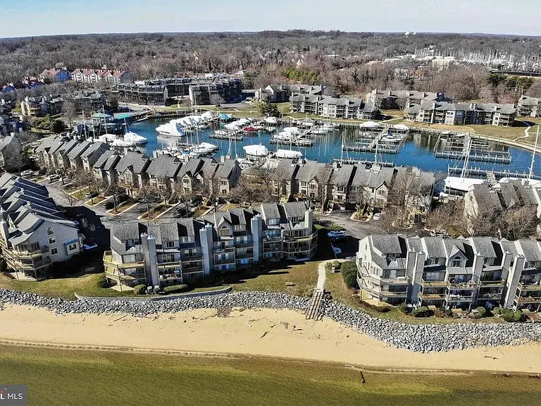 7036 Harbour Village Ct #T1 — Photo 40