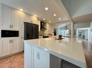 48600 Oakwood Way, Palm Desert, CA 92260