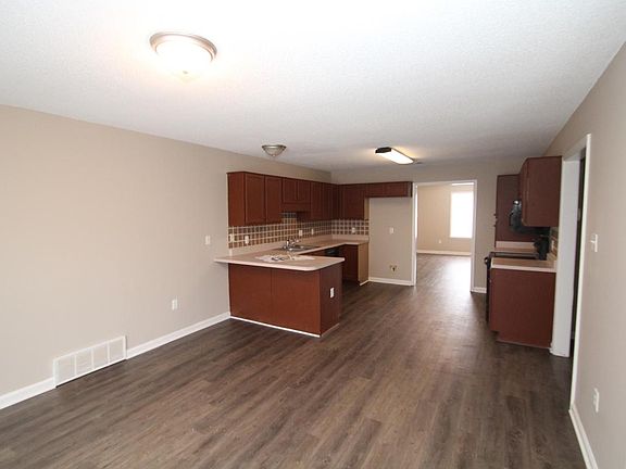5th image of 4524 Lindawood Ln